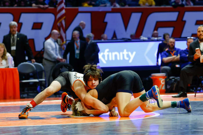 Illinois state wrestling championships February 18 2023 Nate Latsch 15388